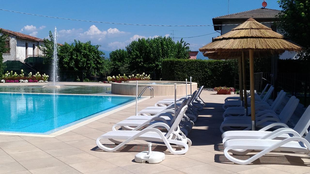 Nettuno Residence Hotel Пескьера-дель-Гарда Экстерьер фото